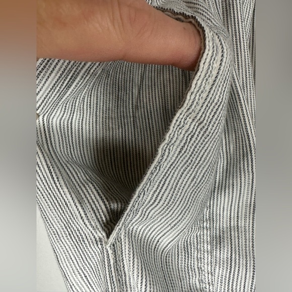 Lane Bryant Gray Capri Pants Relaxed Fit Soft Slub Striped Grey size 18/20 new - Picture 12 of 12